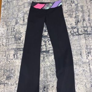 Ivivva Yoga Pants- reversible band